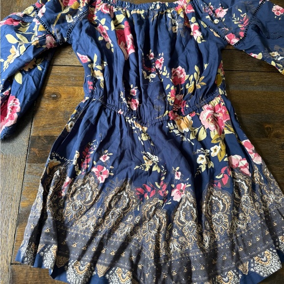 Angie Women's Floral Bell Sleeve Romper - Picture 3 of 4